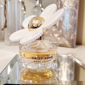 Marc Jacobs Daisy Love 1oz